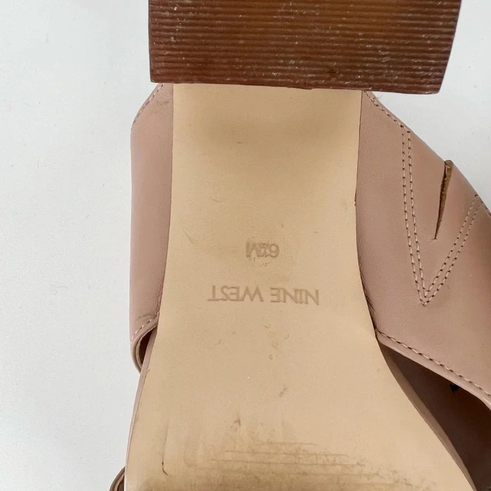 Nine West FREDDIUS Leather Crossover Straps Block Heel Mule Sandals Nude Sz 6.5